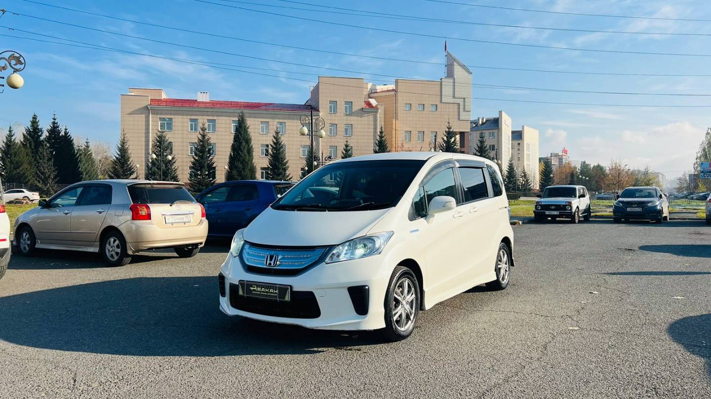Honda Freed, 2012 год