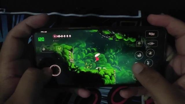 Silksong вышла на СМАРТФОНЫ — китайцы запили полноценный порт для Android.