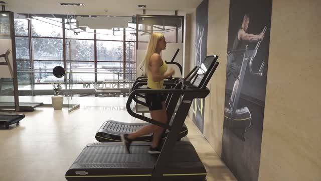 Беговая дорожка Technogym SkillRun