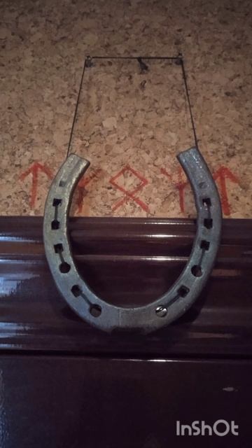 Оберег ПОДКОВА
