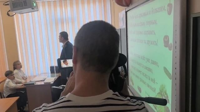 Урок музыки Колесник Д.В. "Здоровое питание"