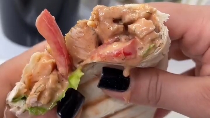 ШАУРМА с вкуснейшим Соусом...🌯🍋😋 Рецепт ⤵️