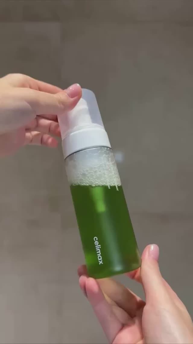 Пенка для умывания Celimax Noni