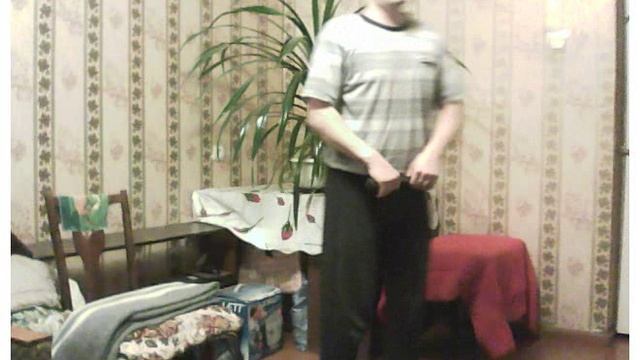Video_2016-08-15_204348- приседания с гантелей