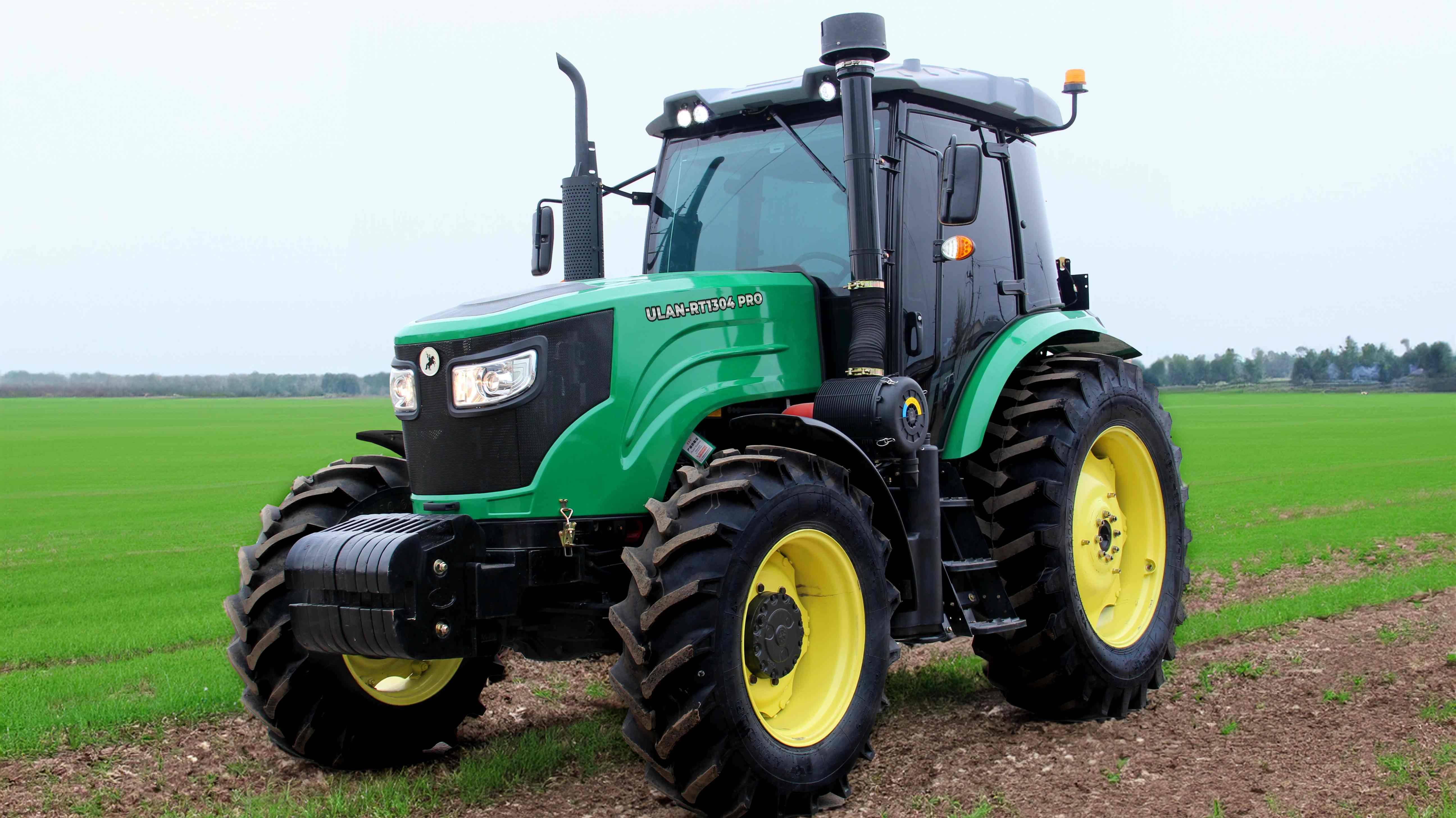 Обзор трактора ULAN-RT 1304