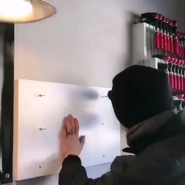 Идеально четко.