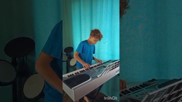 моя первая песня Разные люди