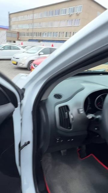 Kia Sportage Кроссовер Comfort 2.0 MT 2014г