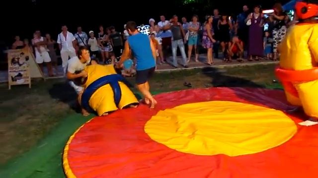 ЧЕМПИОНАТ МИРА ПО СУМО (СОЧИ ЛАЗАРЕСКОЕ)