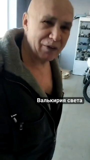 Мужчинв излечился от рака солёной водой.