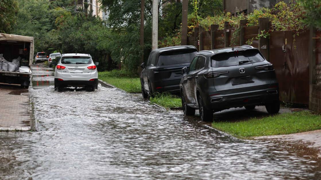 Циклон "Барбара" обрушился на Сочи