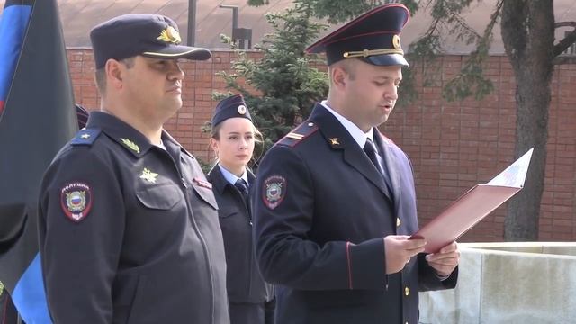 В Донецке состоялась торжественная церемония приведения сотрудников ОВД к присяге