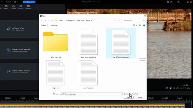 PowerDirector 24...- Экономьте время, используя файлы SRT и TXT для добавления контента к субтитрам