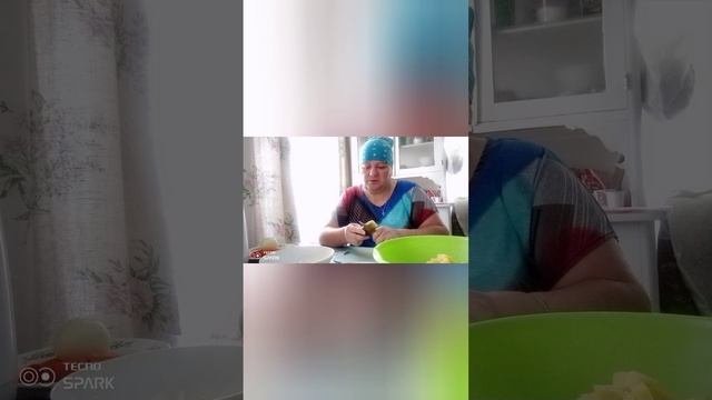 Приготовим вкусный салат? приятного просмотра 😉