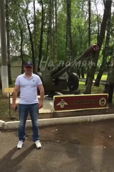«Продолжу жить я в памяти и ваших голосах...»