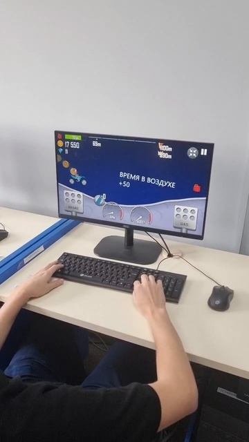 Видео