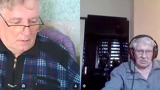 Спор уравнивает умных и дураков, и дураки об этом знают... (Оливер Холмс)