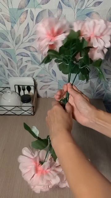 Интересный лайфхак с искусственными цветами😃