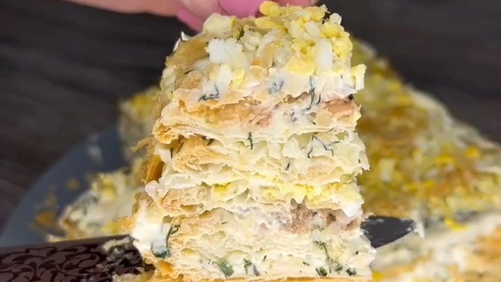 Несладкий ТОРТ...🎂🥫🧀😋 Рецепт ⤵️