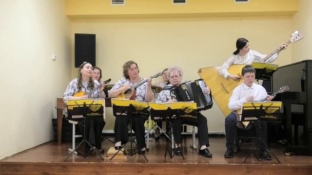 Ансамбль русских народных инструментов Любава