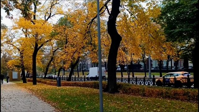 Прогулки по Москве. Прогулка по осеннему Ильинскому скверу.Памятник Героям Плевны.