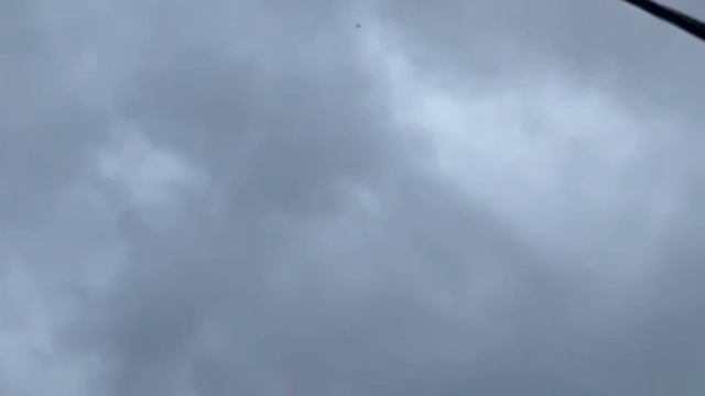 Полёт ФАБа в небе над Днепром.