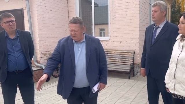 Депутат Панков посетил школы Ивантеевского района Саратовской области