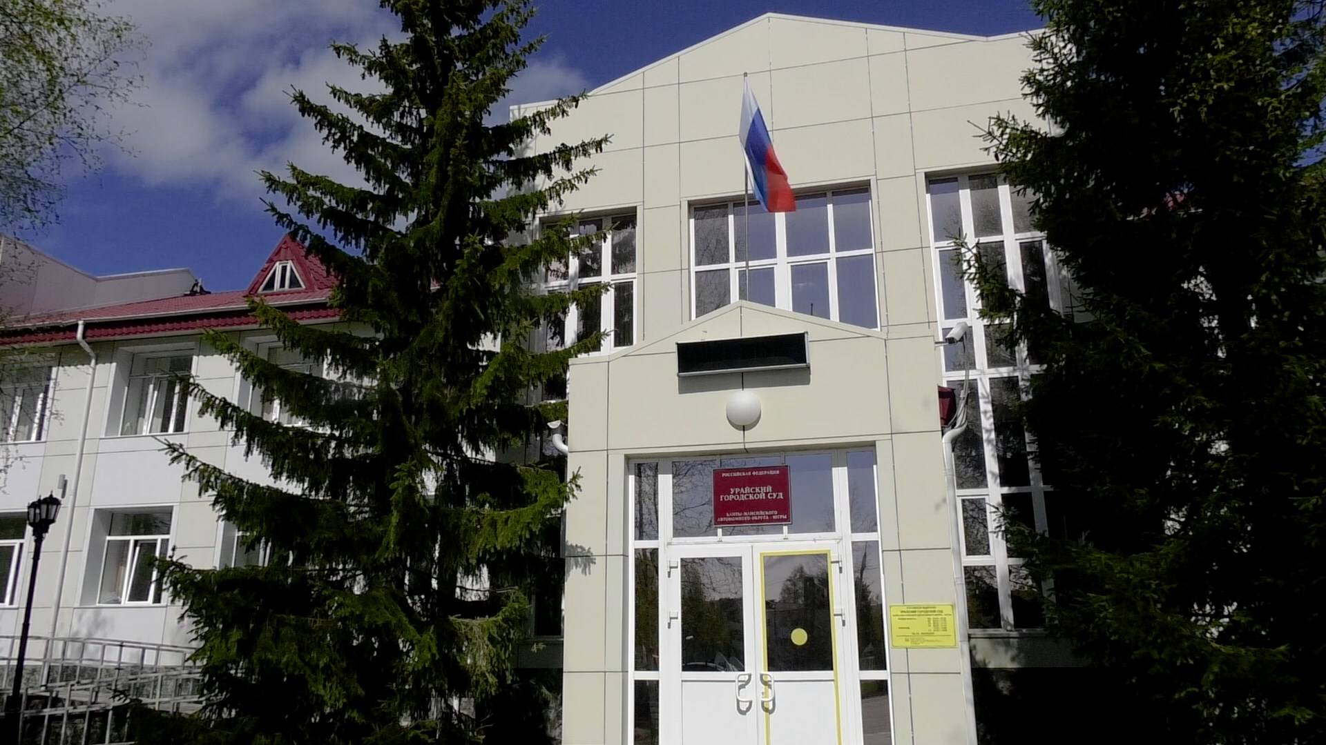 В Урае за укус собаки заплатят 120 тысяч рублей