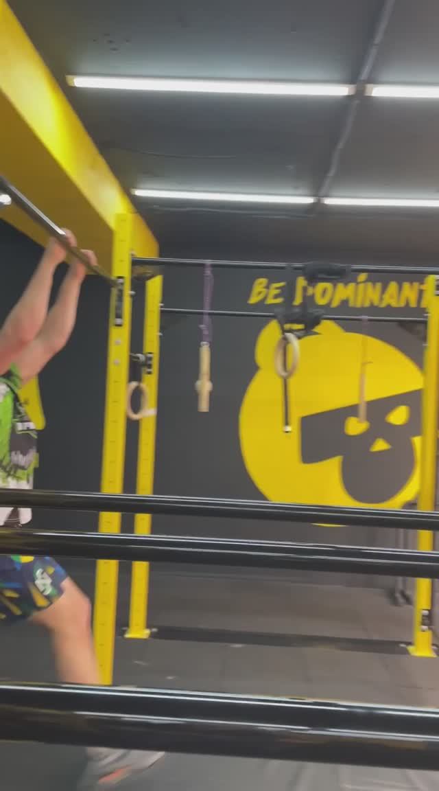 Мастер-класс по перелётам на турниках, на кастинге проекта СУПЕРНИНДЗЯ !😎