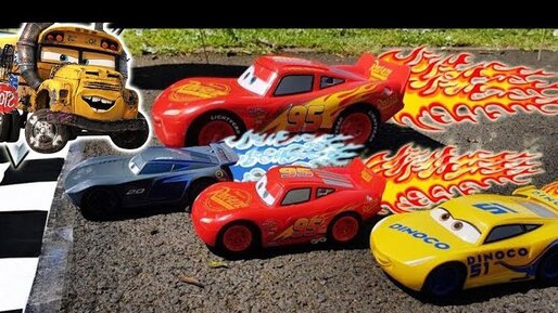 МУЛЬТИКИ ПРО МАШИНКИ 🚗. МАКВИН И КРАШ ТЕСТ НА ВЫЖИВАНИЕ. ГОНКА ДЛЯ ИЗБРАННЫХ 🎥🎥🎥