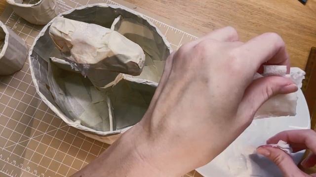 Among Us DIY | Космонавт Карандашница На Хэллоуин Из Коробки