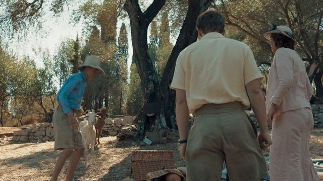 Дарреллы 4 сезон 3 серия (сериал, 2019)
