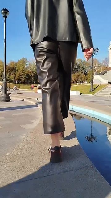 Протез голени с электронной стопой ElanIC от Blatchford