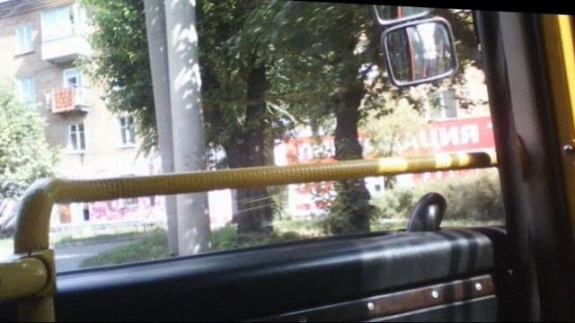 12.08.2017г поездка на автобусе вид лобовое стекло Rec046 Rec10