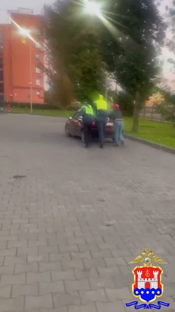 Жительница Калининграда поблагодарила полицейских за оказанную помощь в трудной ситуации на дороге