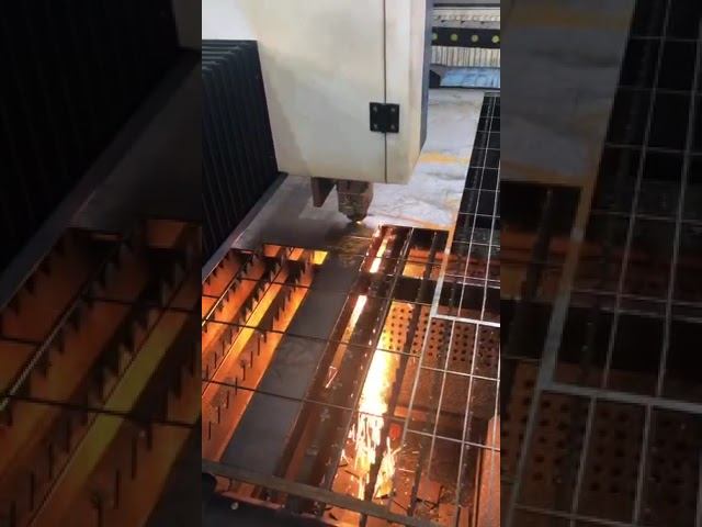 Резка металла MetalTec 1530S