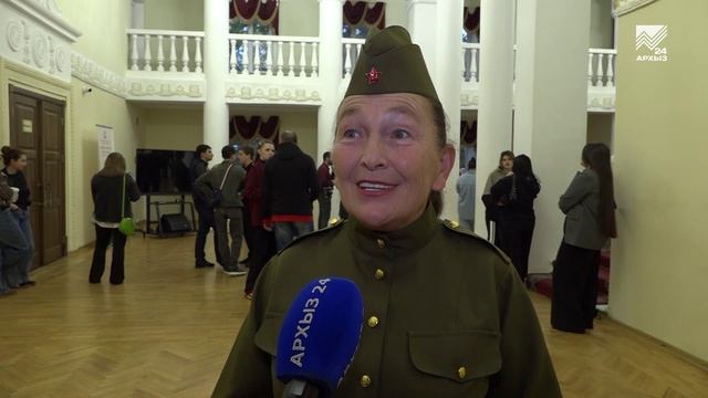 Актриса Абазинского театра Людмила Хужева удостоена звания «Заслуженная артистка КЧР»