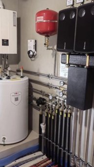 Ребята, шикарная котельная с двумя группами, радиаторы и тёплый пол ❤️
#отопление #сантехника