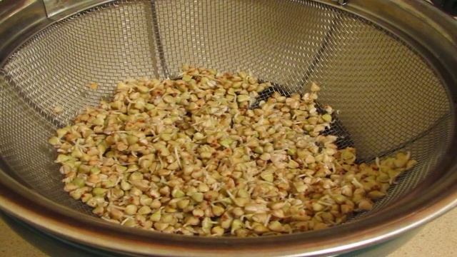 Салат с пророщенной гречкой