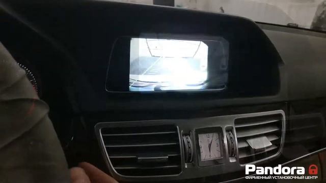 Mercedes-Benz W221 / Установка видеоинтерфейса / Камеры заднего и переднего вида / Все по штатному