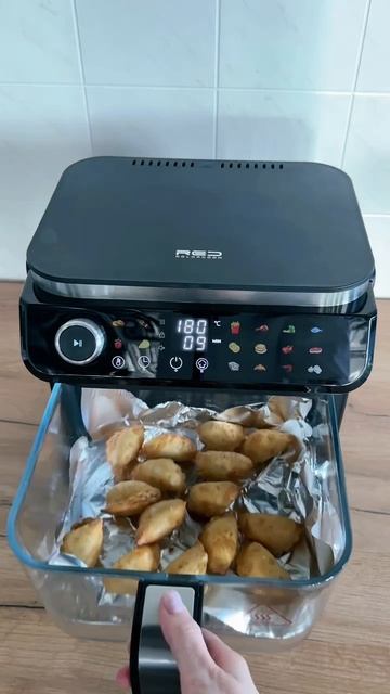 ГорячаяШтучка в аэрогриле RED Colorcook G550
