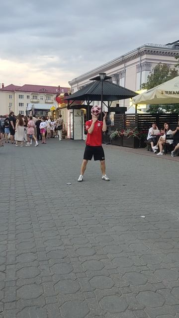 Фристайл с мячом