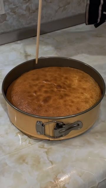 Молочный  пирог с карамельной
пропиткой.