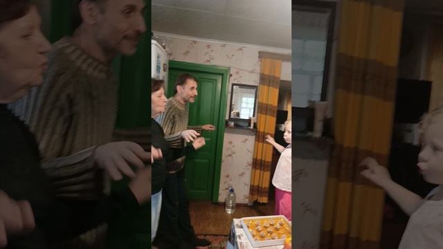 Строгий воспитатель