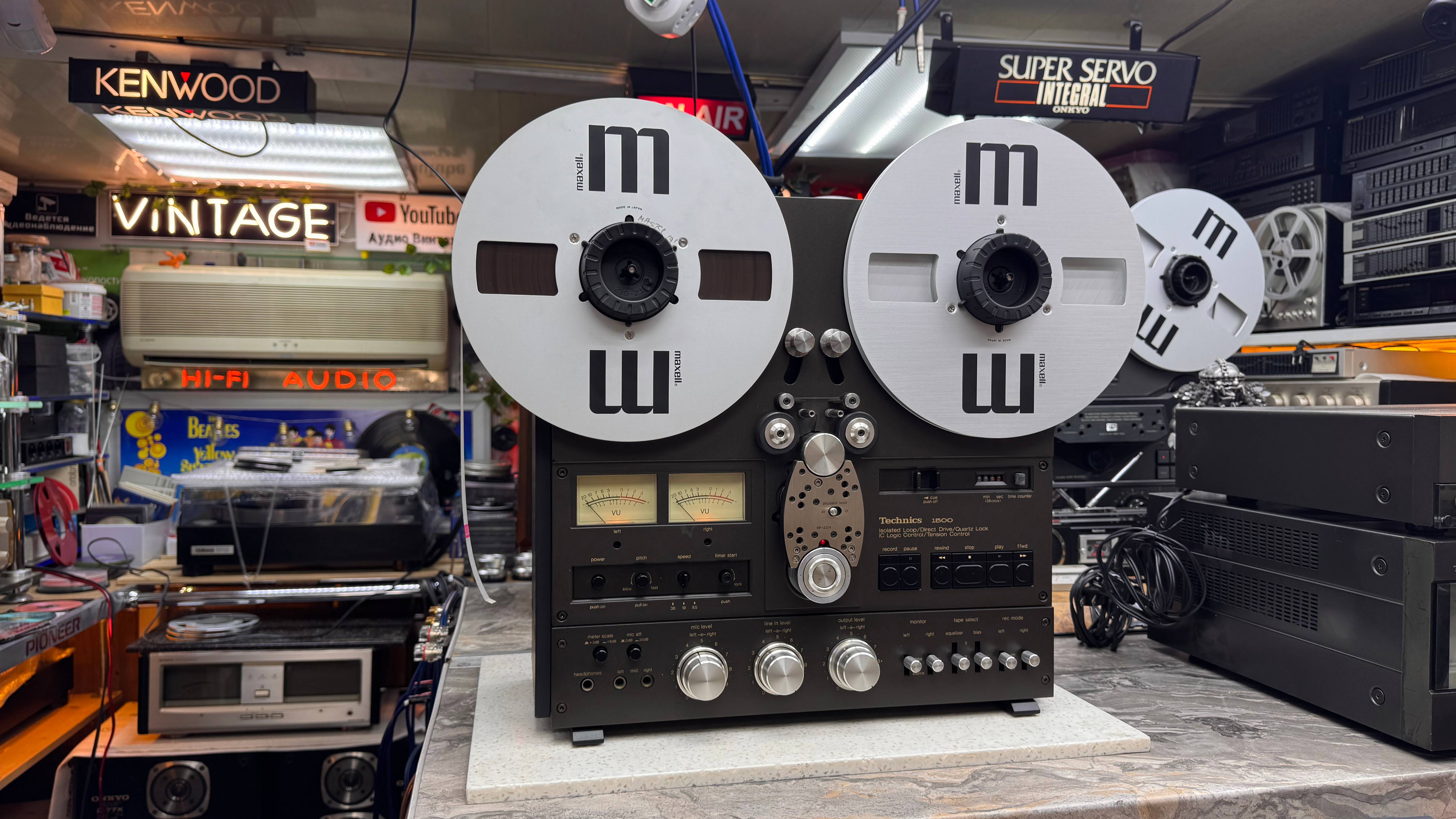 Катушечный магнитофон TECHNICS RS-1500