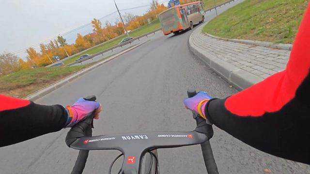 Еду работать на велосипеде осенью