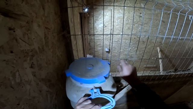 Больше их кормить не буду ! Теплый пол в курятнике готов ! ХУТОР В ЛЕСУ №839
