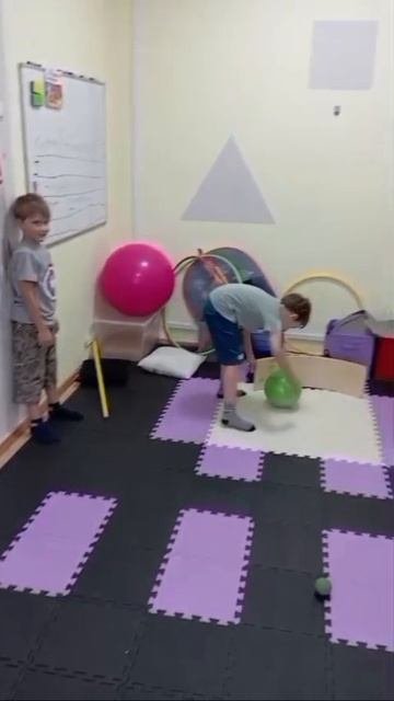 Нейроигры в действии: Развиваем внимание, переключение и общение! Игра-  «бомбочка»💣👶⚽.