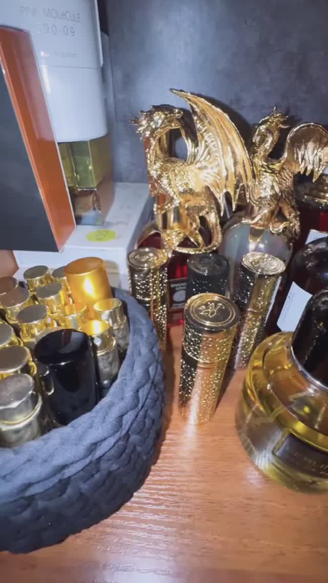 СОГРЕВАЮЩИЕ АРОМАТЫ НА ОСЕНЬ #духи #парфюмерия #рекомендации #парфюм