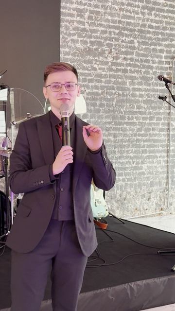 Ведущий Артур Селихов, Москва